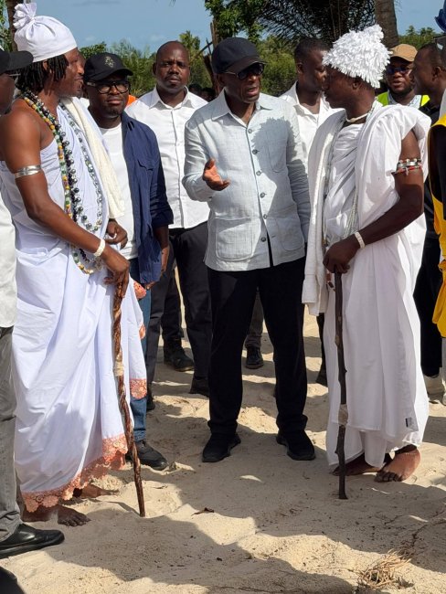 Visite de sites touristiques : Patrice Talon et Romuald Wadagni en inspection à Ouidah